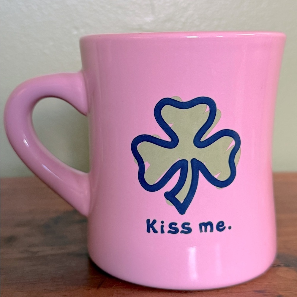 Life Is Good "Kiss Me" Shamrock Coffee Mug Irish Clover ☘️ St Patrick's Day